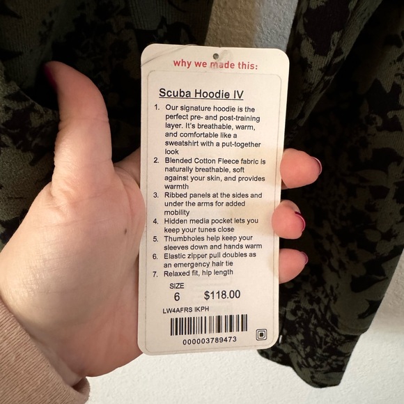 NEW Lululemon Scuba Hoodie IV Size 6 Green/Black Floral - Picture 14 of 15